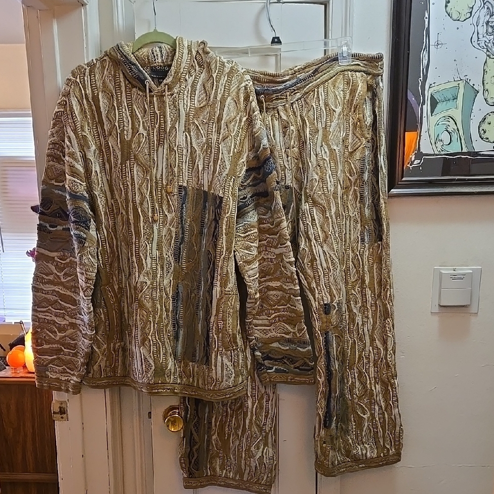 COOGI BRAND. Brown and Blue Knit Hoodie and Pants SET*